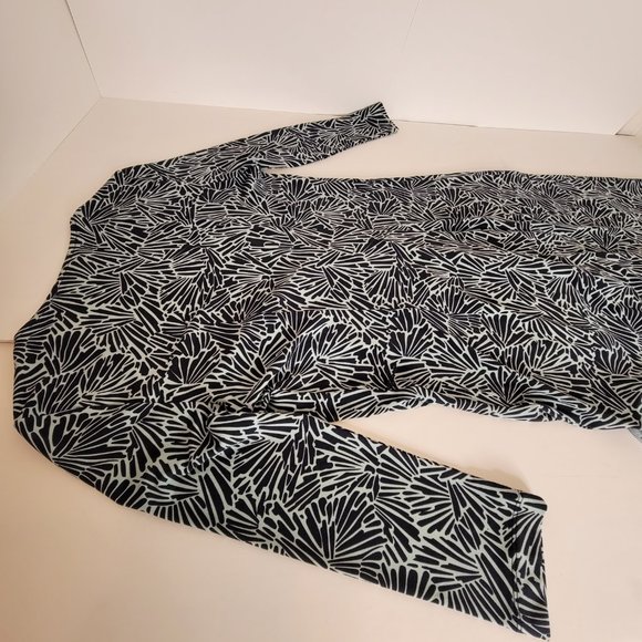 BCBG MAXAZRIA Leafy Print Mid Length Womens Long Sleeve Knit Wrap Dress, Size S - Picture 12 of 12